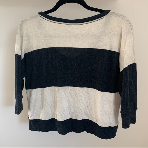 TNA Aritzia | Crop Sweater Tshirt - Picture 2 of 3